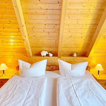 度假居 Eisvogel 吕本瑙